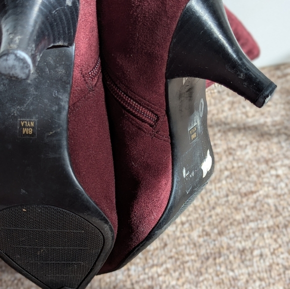 Burgundy Wine Boots 8 M Faux Suede  knee high pointy toe ruching stretch heeled - Picture 9 of 11